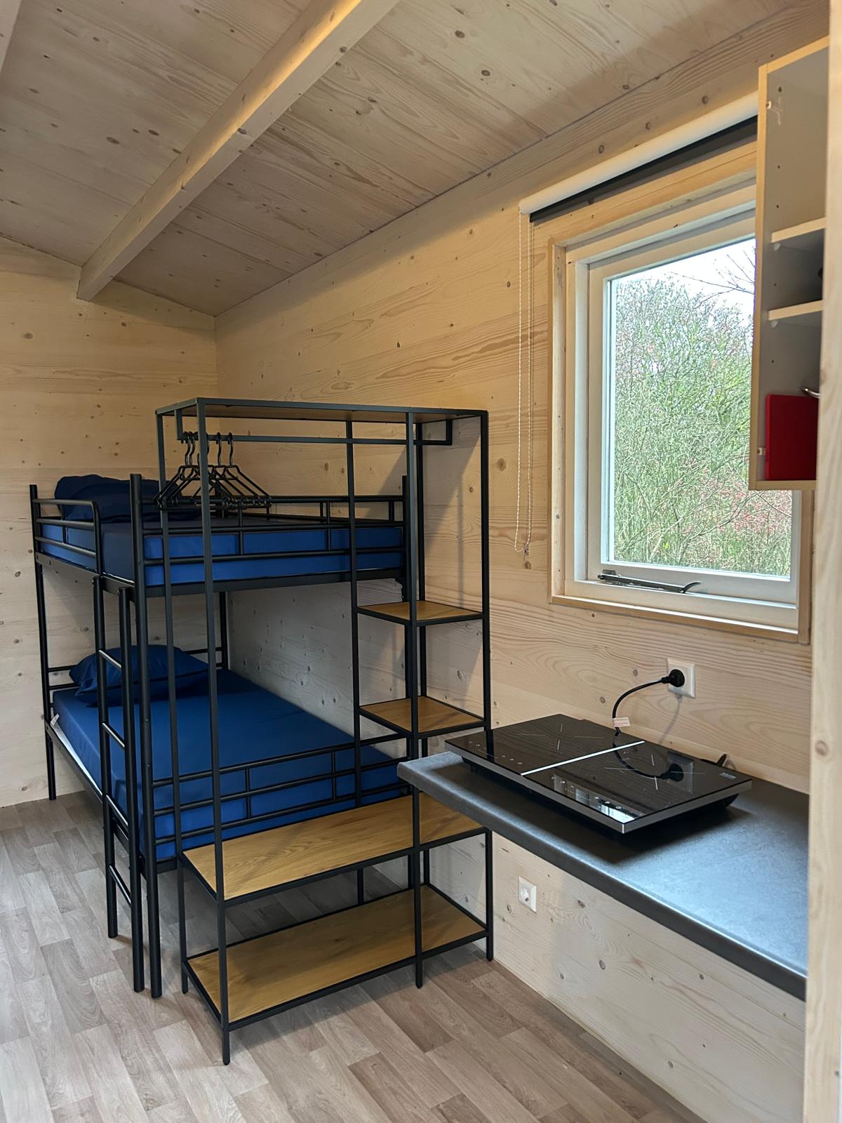 Kokkel binnen stapelbed